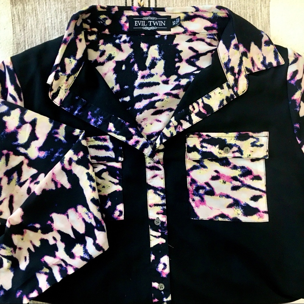 Mullet-style shirt by Evil Twin (now Twiin) - Picture 4 of 4